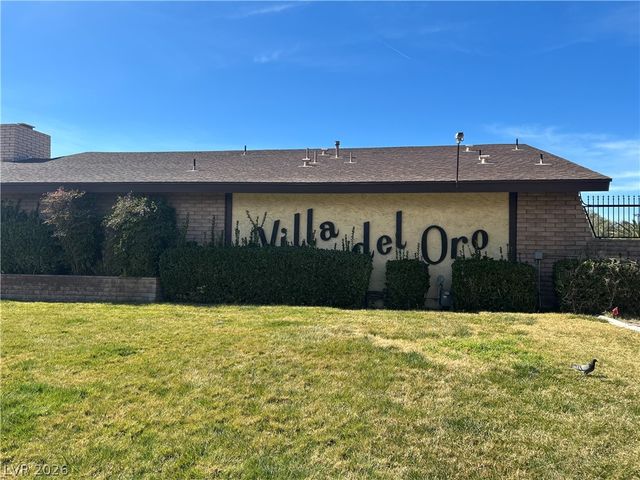 4458 Del Oro Drive, Las Vegas, NV 89102