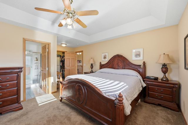 2622 Wheatland Drive S, Fargo, ND 58103