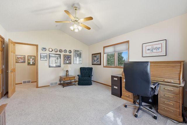 2622 Wheatland Drive S, Fargo, ND 58103
