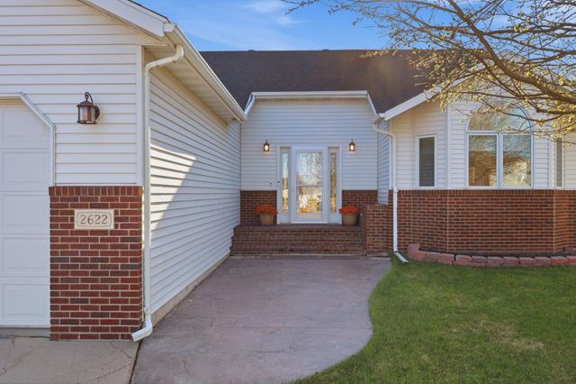 2622 Wheatland Drive S, Fargo, ND 58103