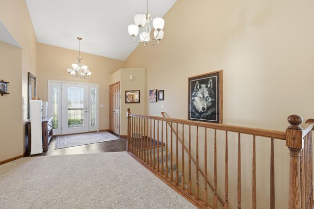 2622 Wheatland Drive S, Fargo, ND 58103