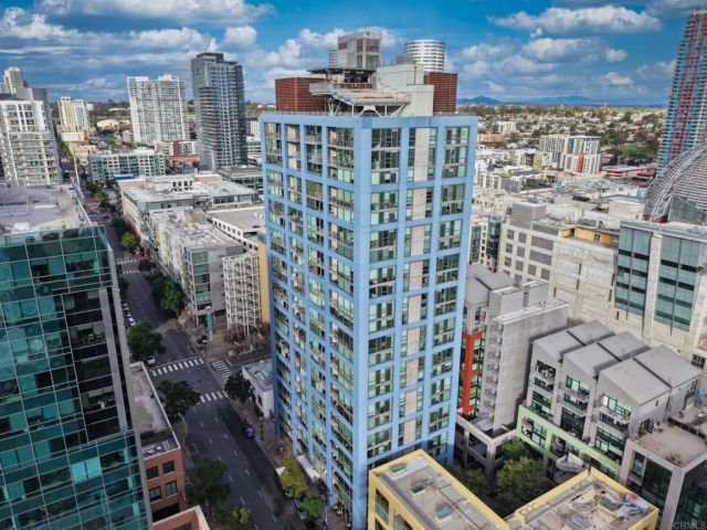 321 10Th Avenue 1303, San Diego, CA 92101