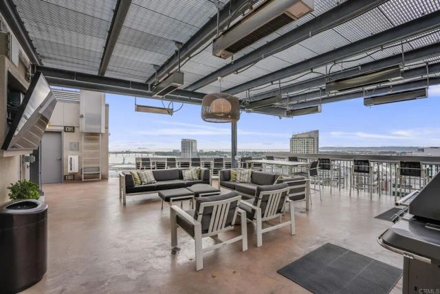 321 10Th Avenue 1303, San Diego, CA 92101