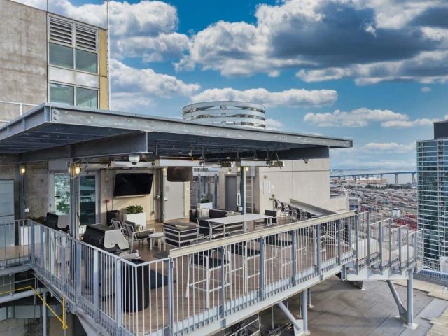 321 10Th Avenue 1303, San Diego, CA 92101