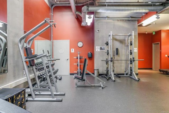 321 10Th Avenue 1303, San Diego, CA 92101