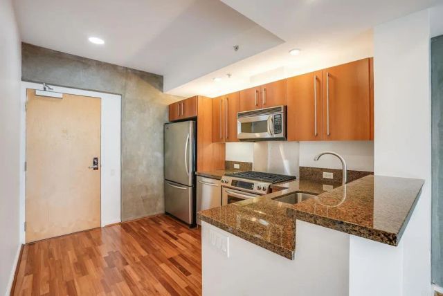 321 10Th Avenue 1303, San Diego, CA 92101