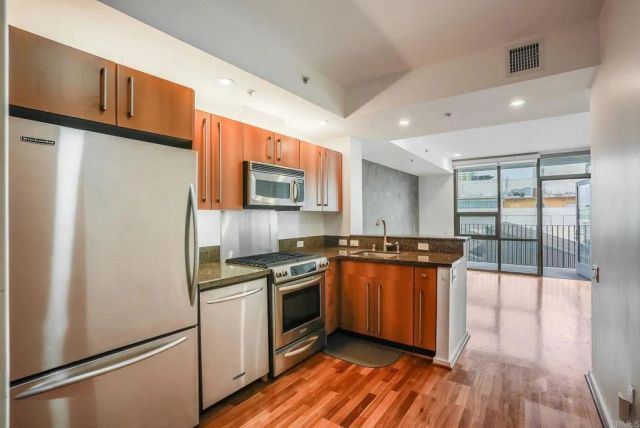 321 10Th Avenue 1303, San Diego, CA 92101