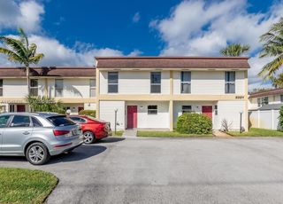 3321 Raleigh Street 3H, Hollywood, FL 33021
