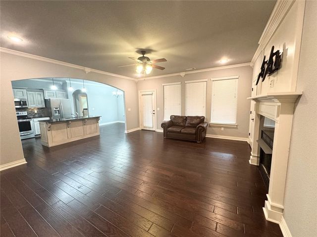 33 Leona Drive, Bella Vista, AR 72715