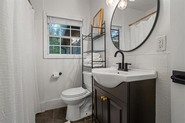 410 Wilkinson Drive SE, Atlanta, GA 30317