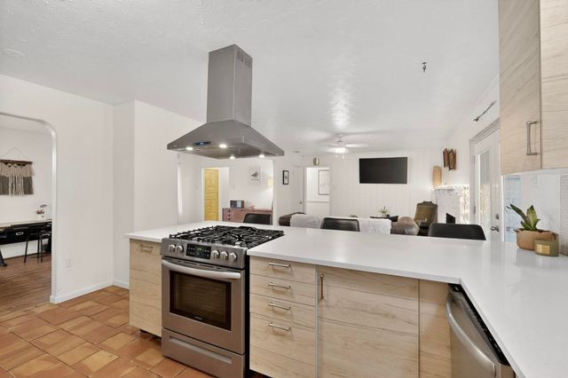 514 W Ridgewood Drive, Garland, TX 75041