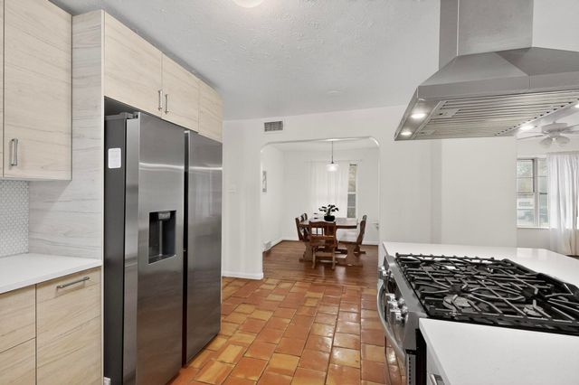 514 W Ridgewood Drive, Garland, TX 75041