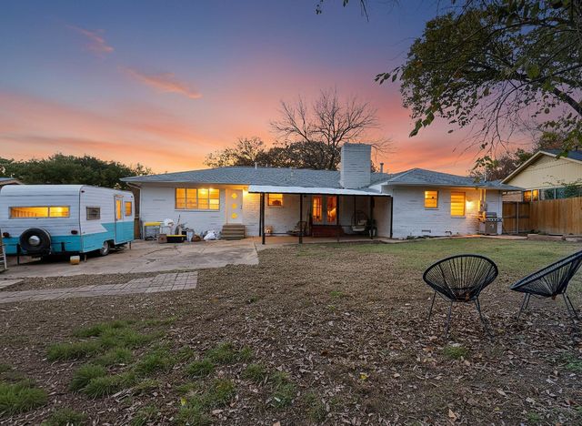 514 W Ridgewood Drive, Garland, TX 75041