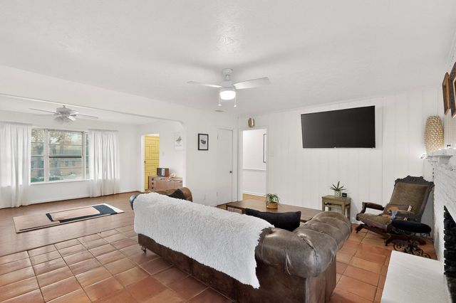 514 W Ridgewood Drive, Garland, TX 75041