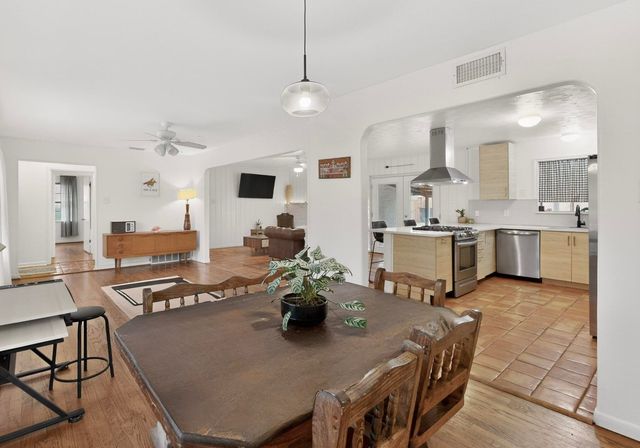 514 W Ridgewood Drive, Garland, TX 75041