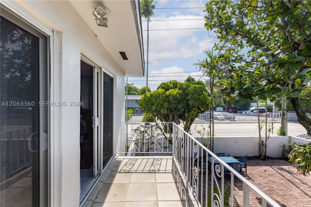2250 SW 17th Ave, Miami, FL 33145