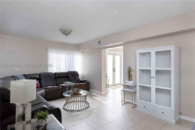2250 SW 17th Ave, Miami, FL 33145