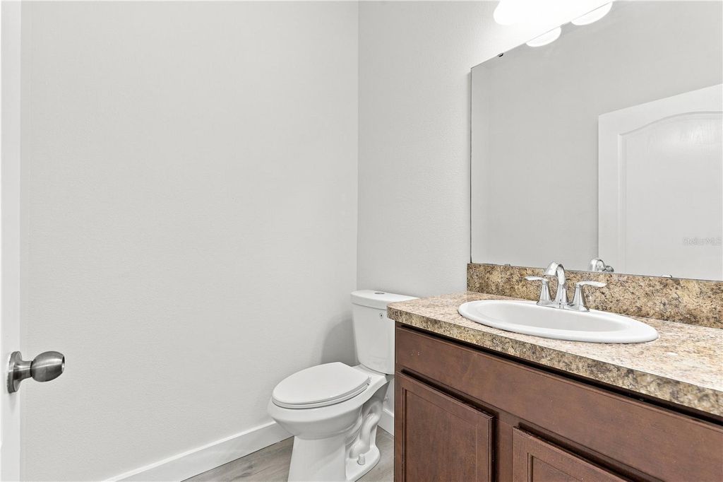 Image 19 of property listing at 3538 RODRICK CIRCLE, Orlando, FL 32824