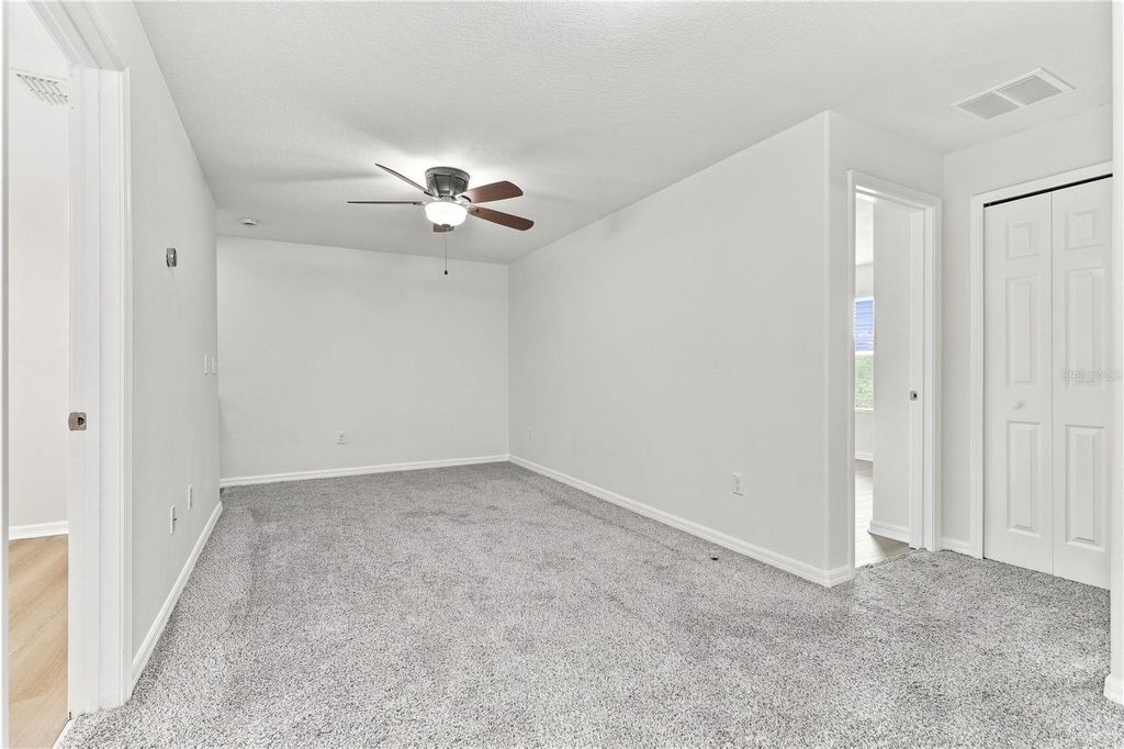 Image 20 of property listing at 3538 RODRICK CIRCLE, Orlando, FL 32824