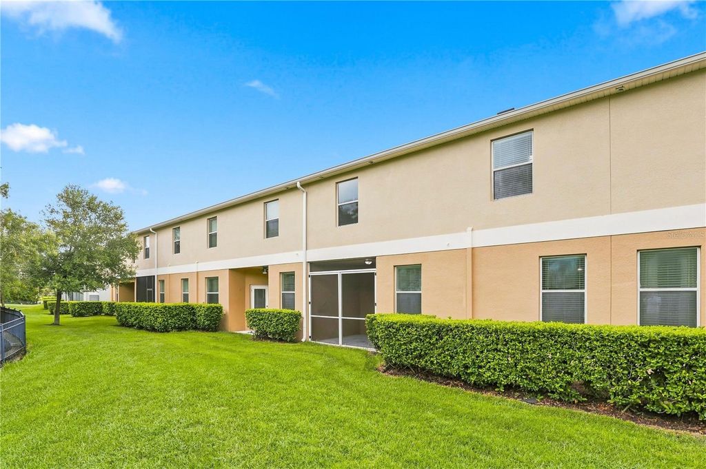 Image 40 of property listing at 3538 RODRICK CIRCLE, Orlando, FL 32824