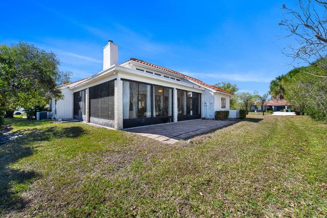 3000 Conifer Drive, Fort Pierce, FL 34951