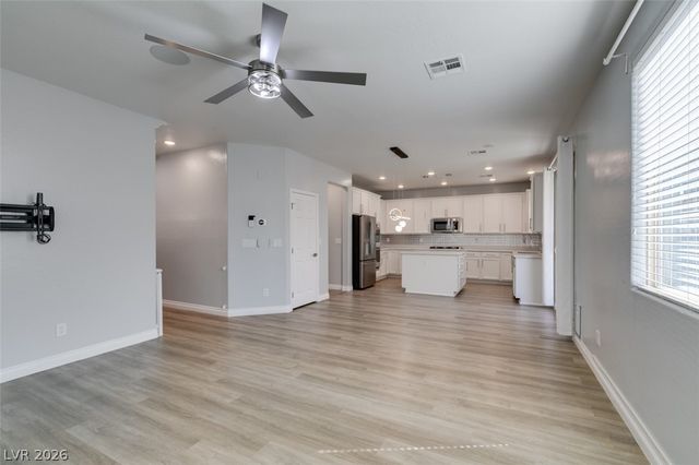 7867 Patagonia Point Court, Las Vegas, NV 89179