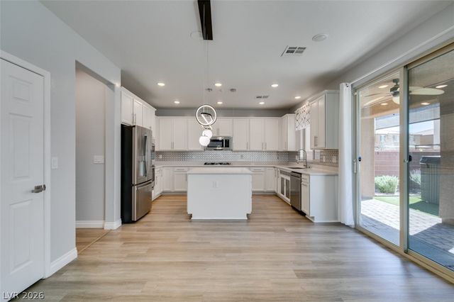 7867 Patagonia Point Court, Las Vegas, NV 89179