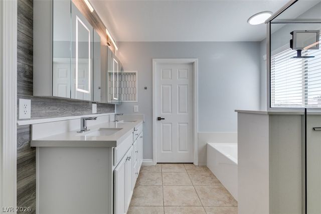 7867 Patagonia Point Court, Las Vegas, NV 89179