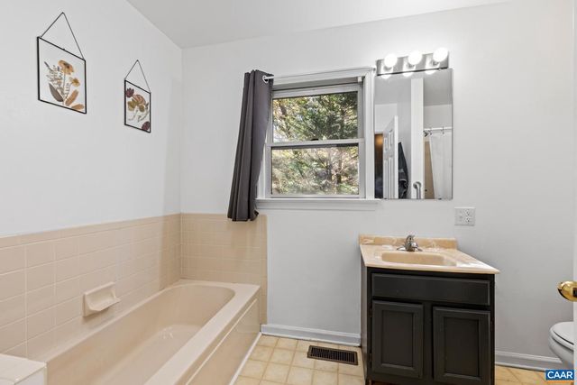 107 PINE BLUFF RD, Ruckersville, VA 22968