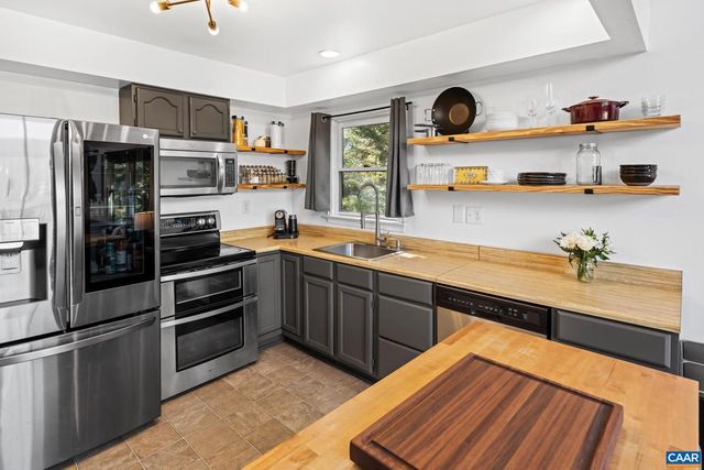 107 PINE BLUFF RD, Ruckersville, VA 22968