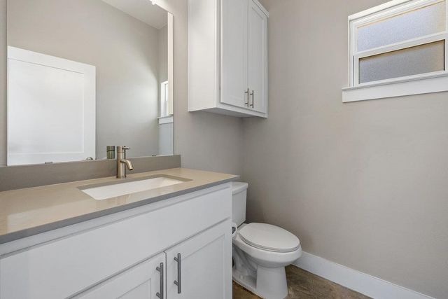 6301 Santos ST A, Austin, TX 78741