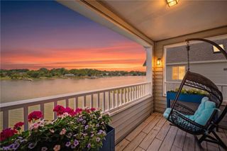 230 Dockside DR C, Hampton, VA 23669
