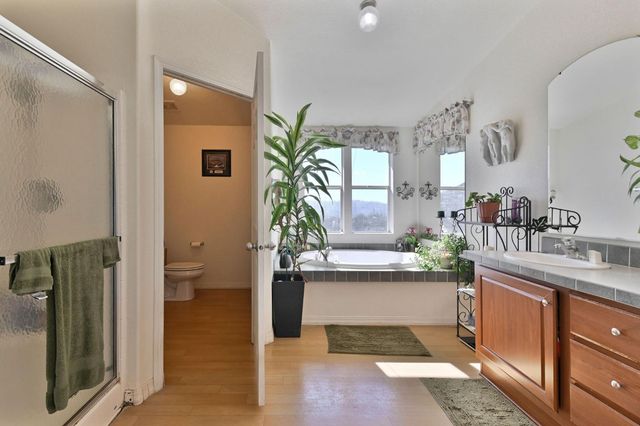 3770 Sheep Ranch Rd, Murphys, CA 95247