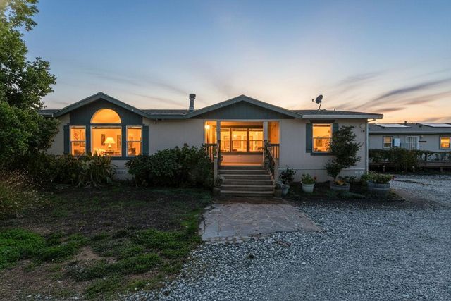3770 Sheep Ranch Rd, Murphys, CA 95247