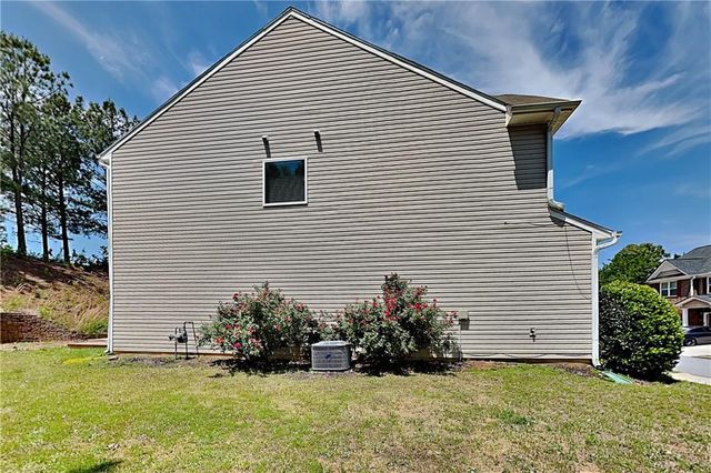 56 Calm Waters Avenue, Hiram, GA 30141