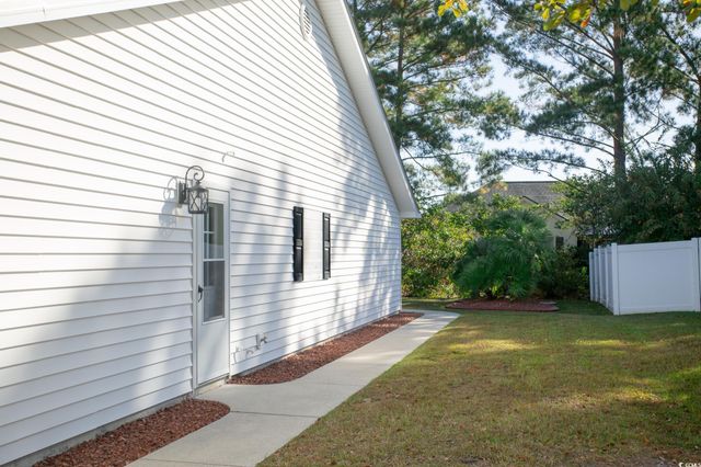 3886 Stillwood Dr., Myrtle Beach, SC 29588