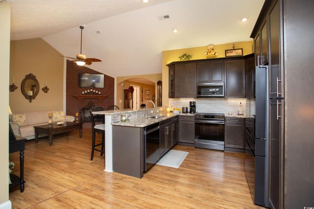 3886 Stillwood Dr., Myrtle Beach, SC 29588