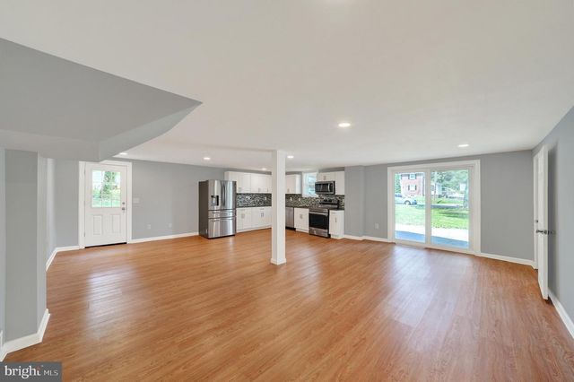 12 FORREST AVE, Claymont, DE 19703