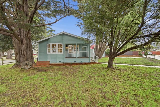 123 Carmel Avenue, El Granada, CA 94018