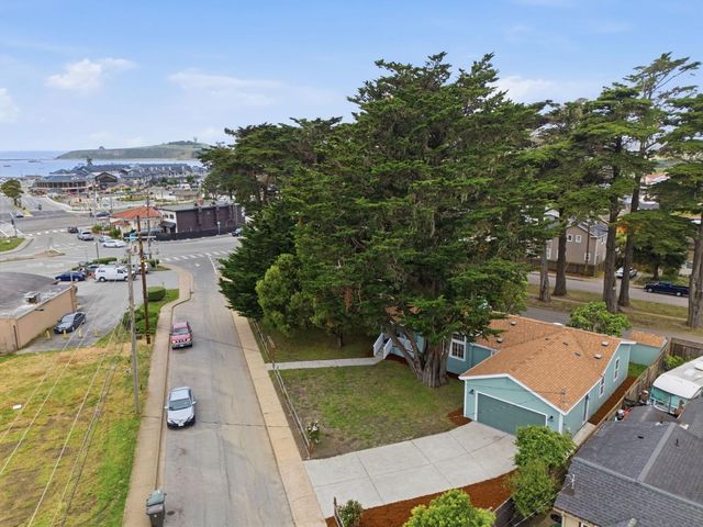 123 Carmel Avenue, El Granada, CA 94018