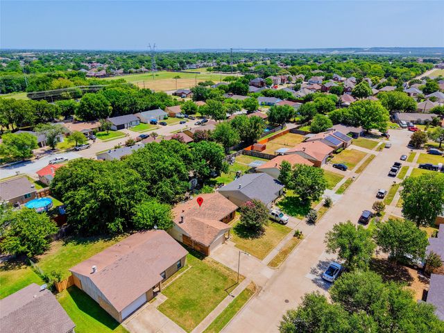1026 Santa Fe Trail, Grand Prairie, TX 75052