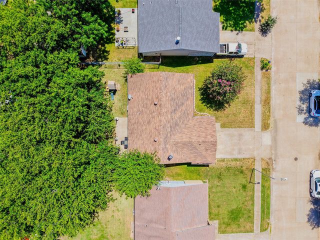 1026 Santa Fe Trail, Grand Prairie, TX 75052