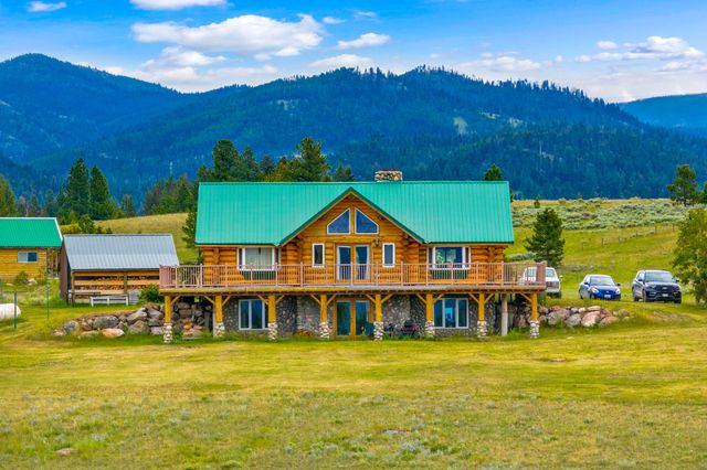 3358 Strandskov Road, Lincoln, MT 59639