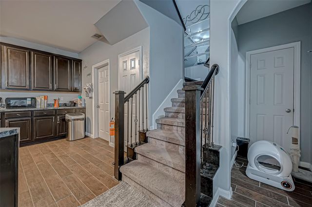 2827 Silver Charm, Houston, TX 77014