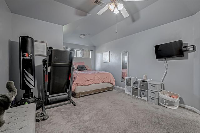 2827 Silver Charm, Houston, TX 77014