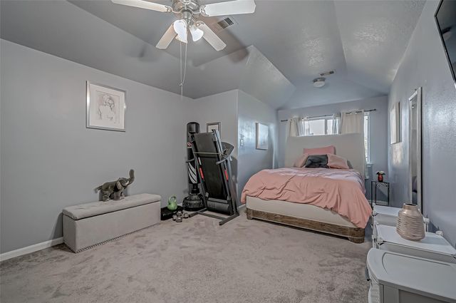 2827 Silver Charm, Houston, TX 77014