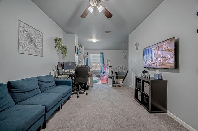 2827 Silver Charm, Houston, TX 77014