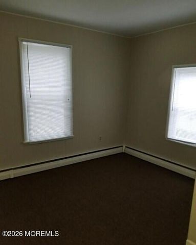 28 Clinton Avenue, Eatontown, NJ 07724