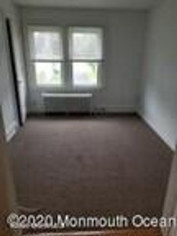 28 Clinton Avenue, Eatontown, NJ 07724