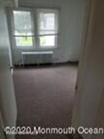 28 Clinton Avenue, Eatontown, NJ 07724